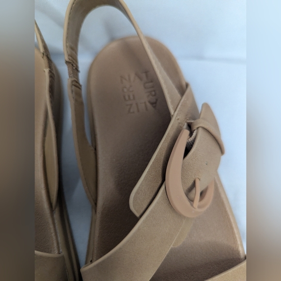 NWOB Naturalizer Hope Slingback Sandals Women's Size 5.5 - Picture 4 of 9